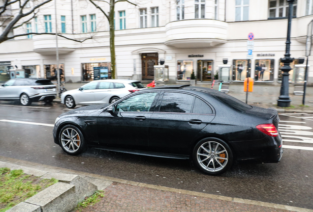 Mercedes-AMG E 63 S W213