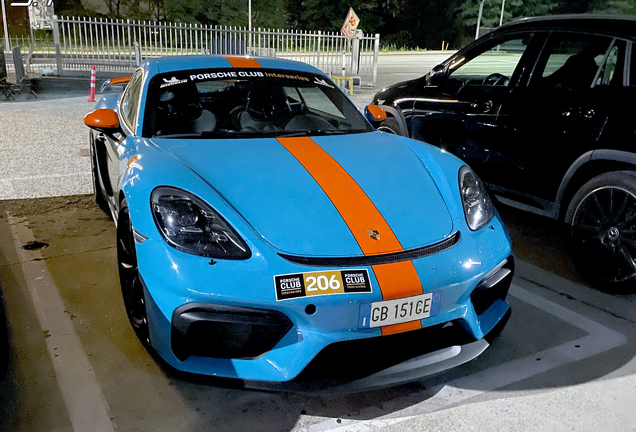 Porsche 718 Cayman GT4