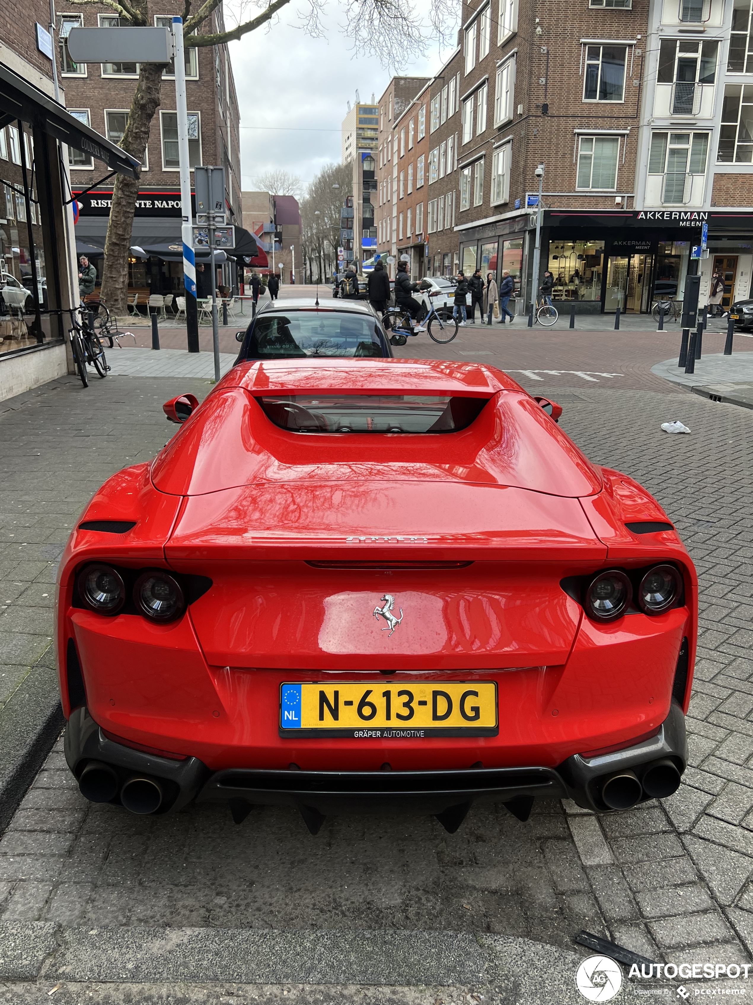 Ferrari 812 GTS