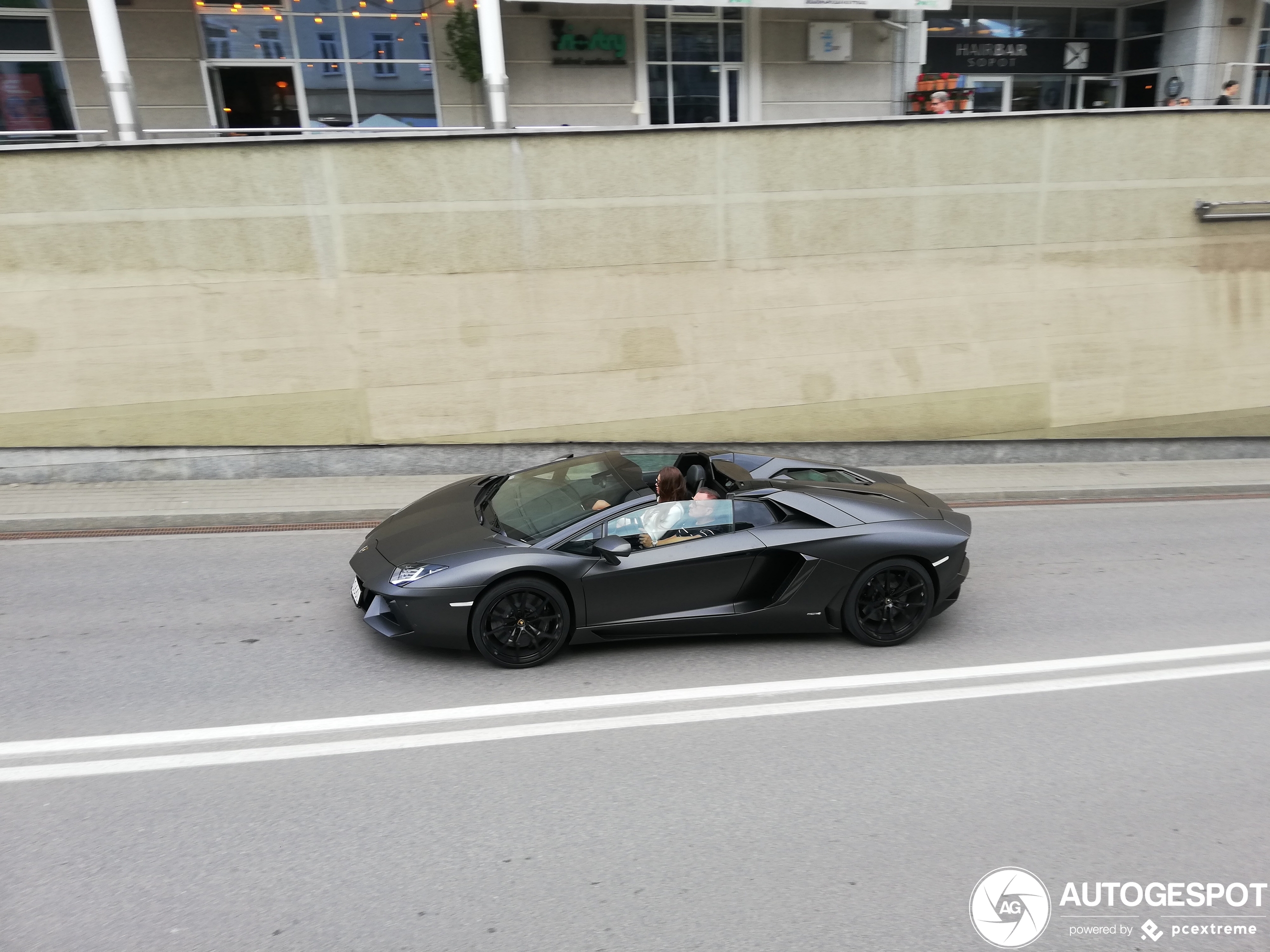 Lamborghini Aventador LP700-4 Roadster