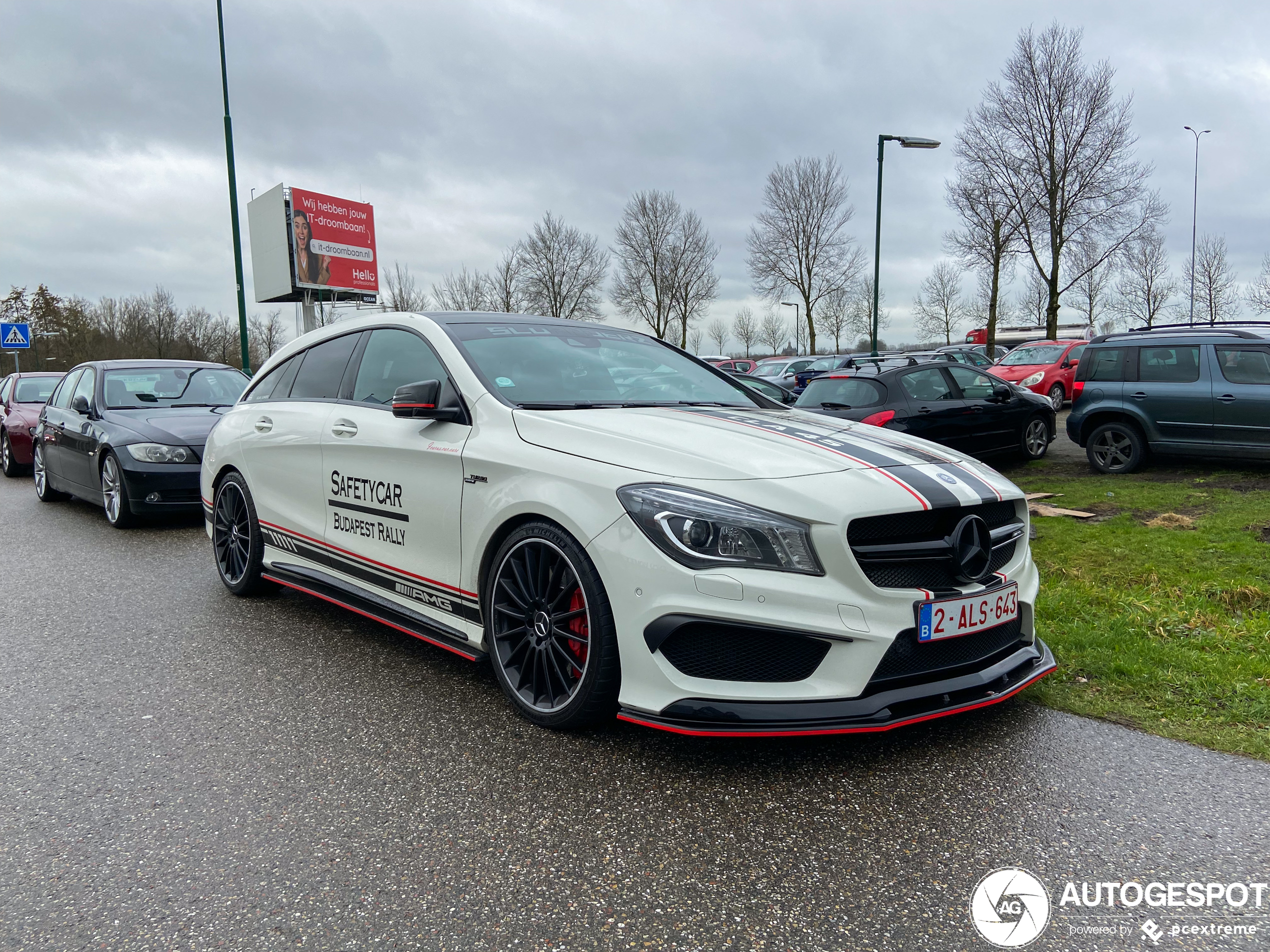 Mercedes-Benz CLA 45 AMG Shooting Brake