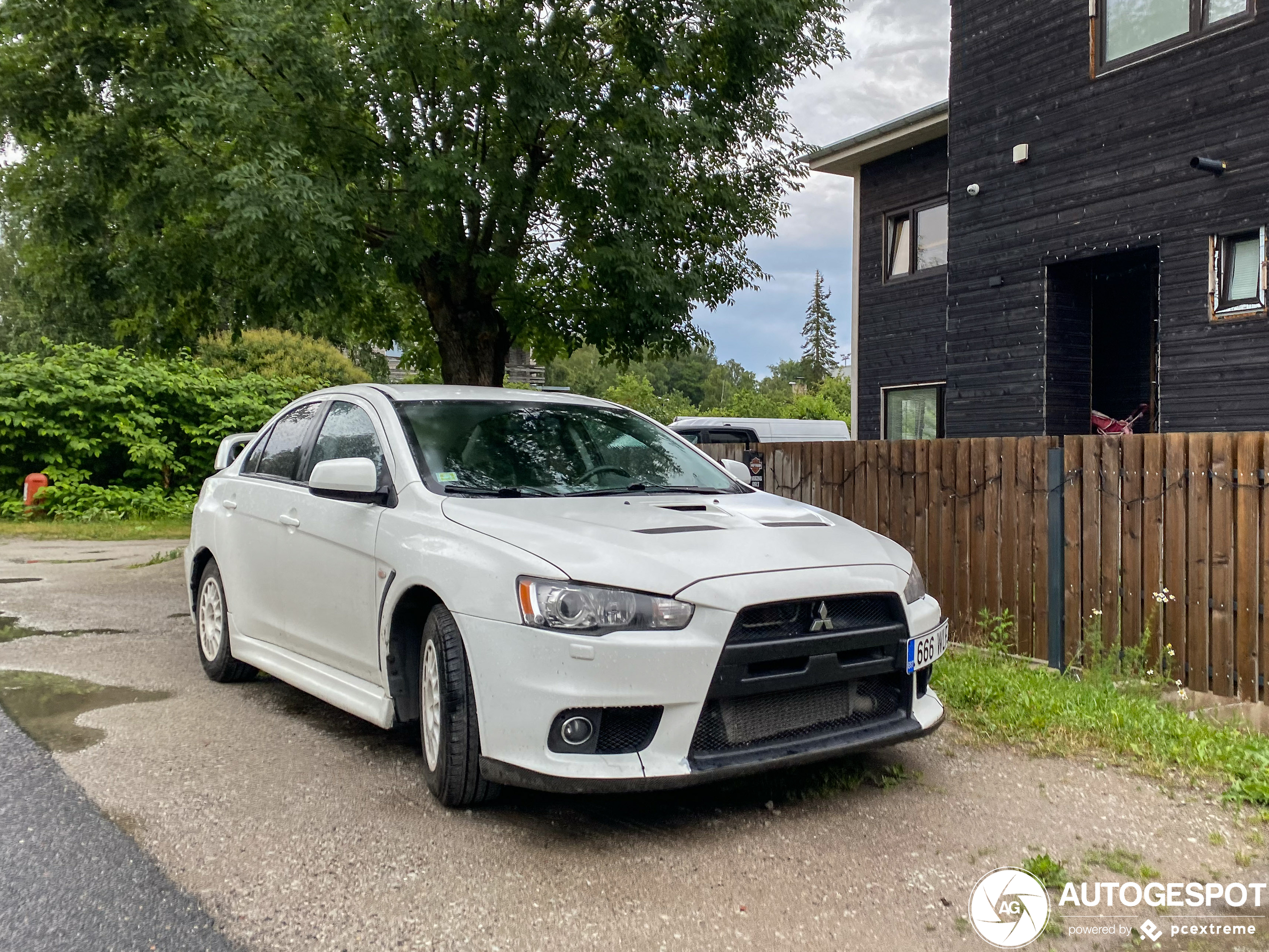 Mitsubishi Lancer Evolution X