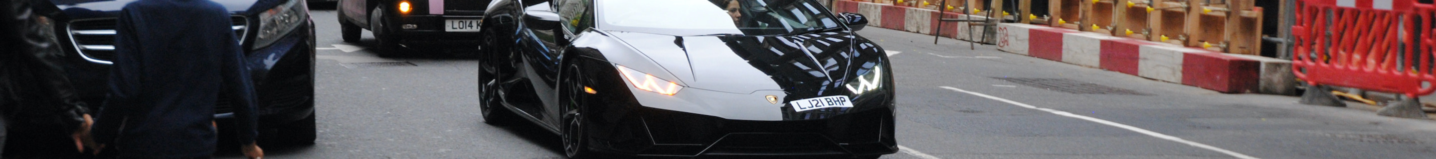 Lamborghini Huracán LP640-4 EVO Spyder