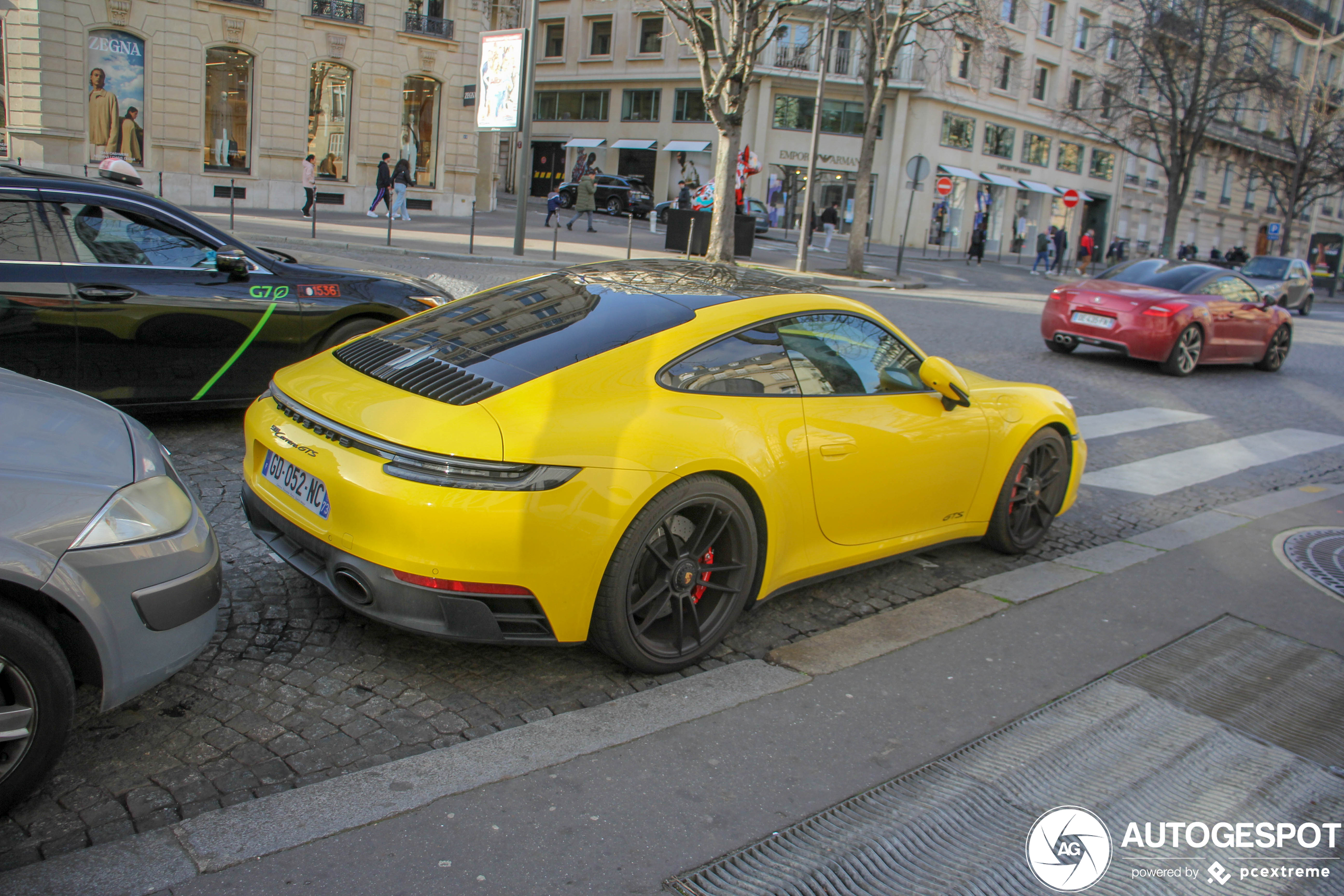 Porsche 992 Carrera GTS