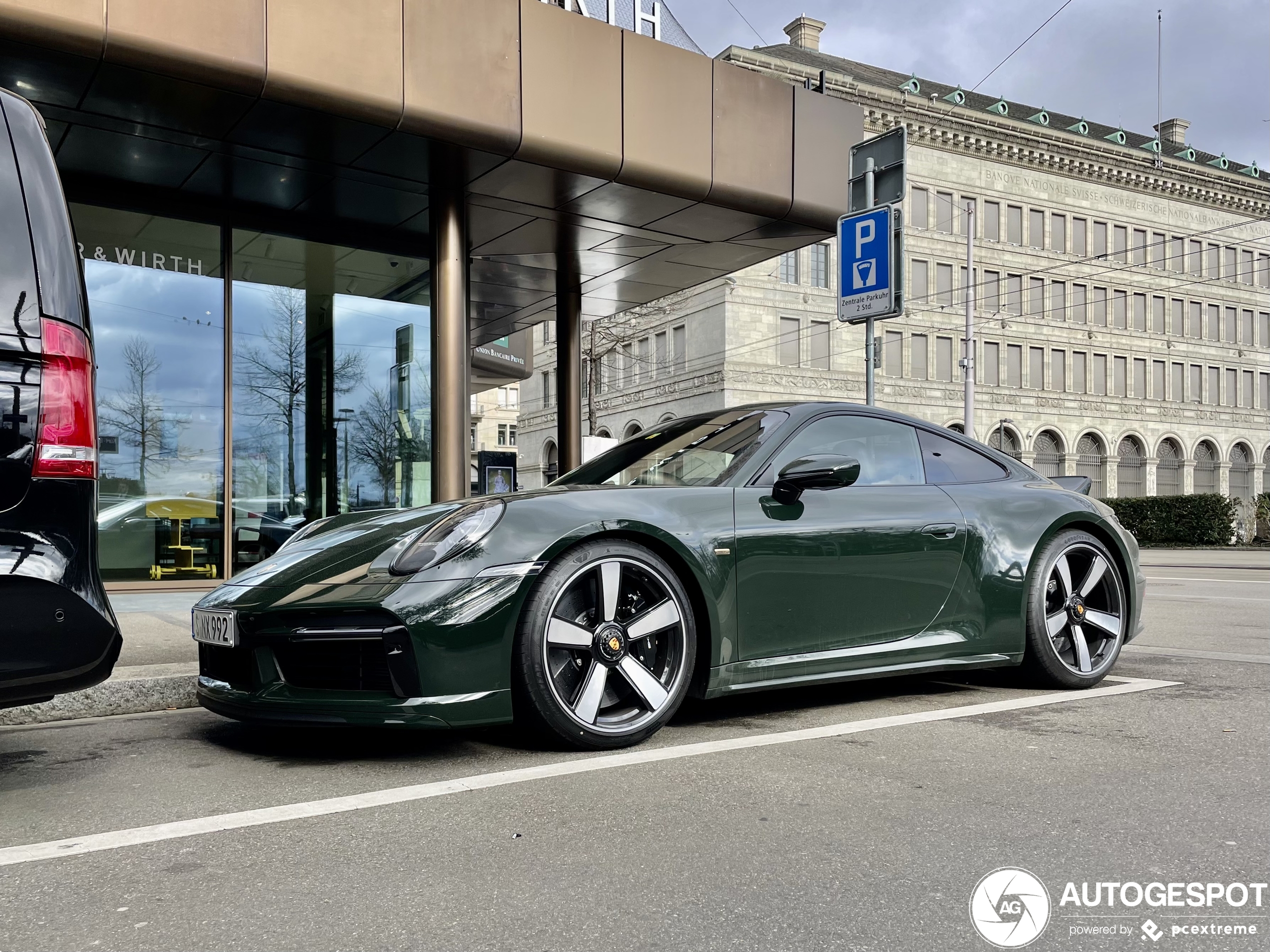 Understated but exclusive: Porsche 992 Sport Classic