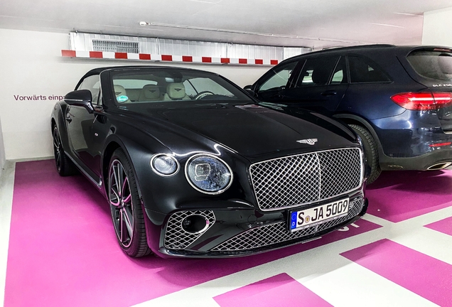 Bentley Continental GTC V8 2020