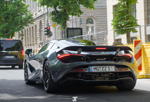 McLaren 720S