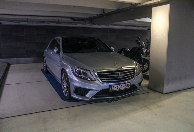 Mercedes-Benz S 63 AMG V222