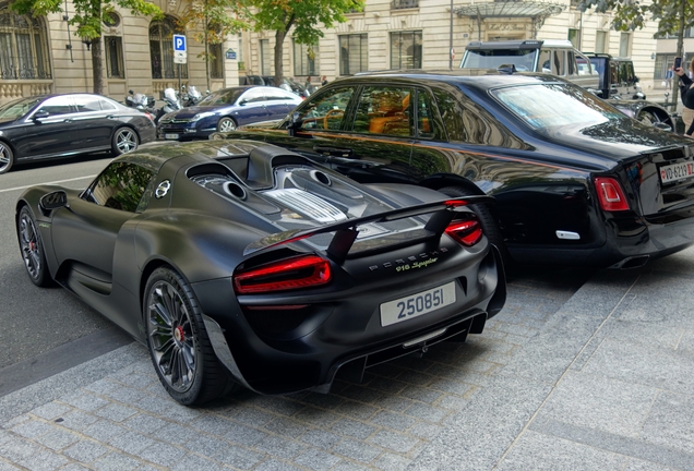 Porsche 918 Spyder Weissach Package