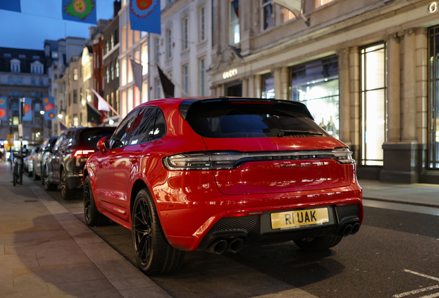 Porsche 95B Macan GTS MkIII