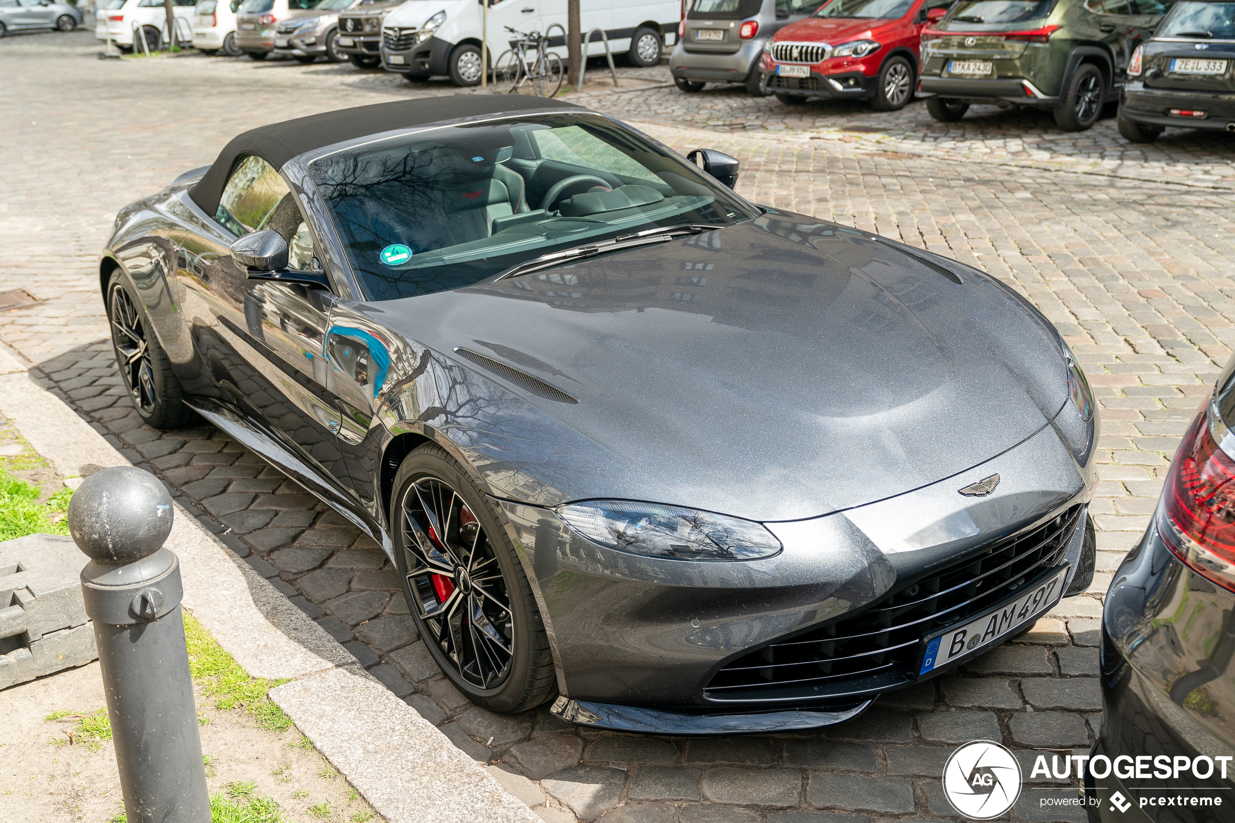 Aston Martin V8 Vantage Roadster 2020