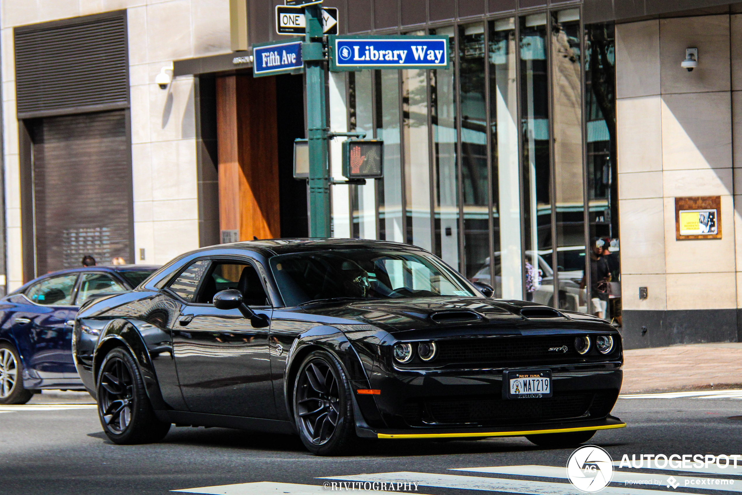 Dodge Challenger SRT Hellcat Widebody