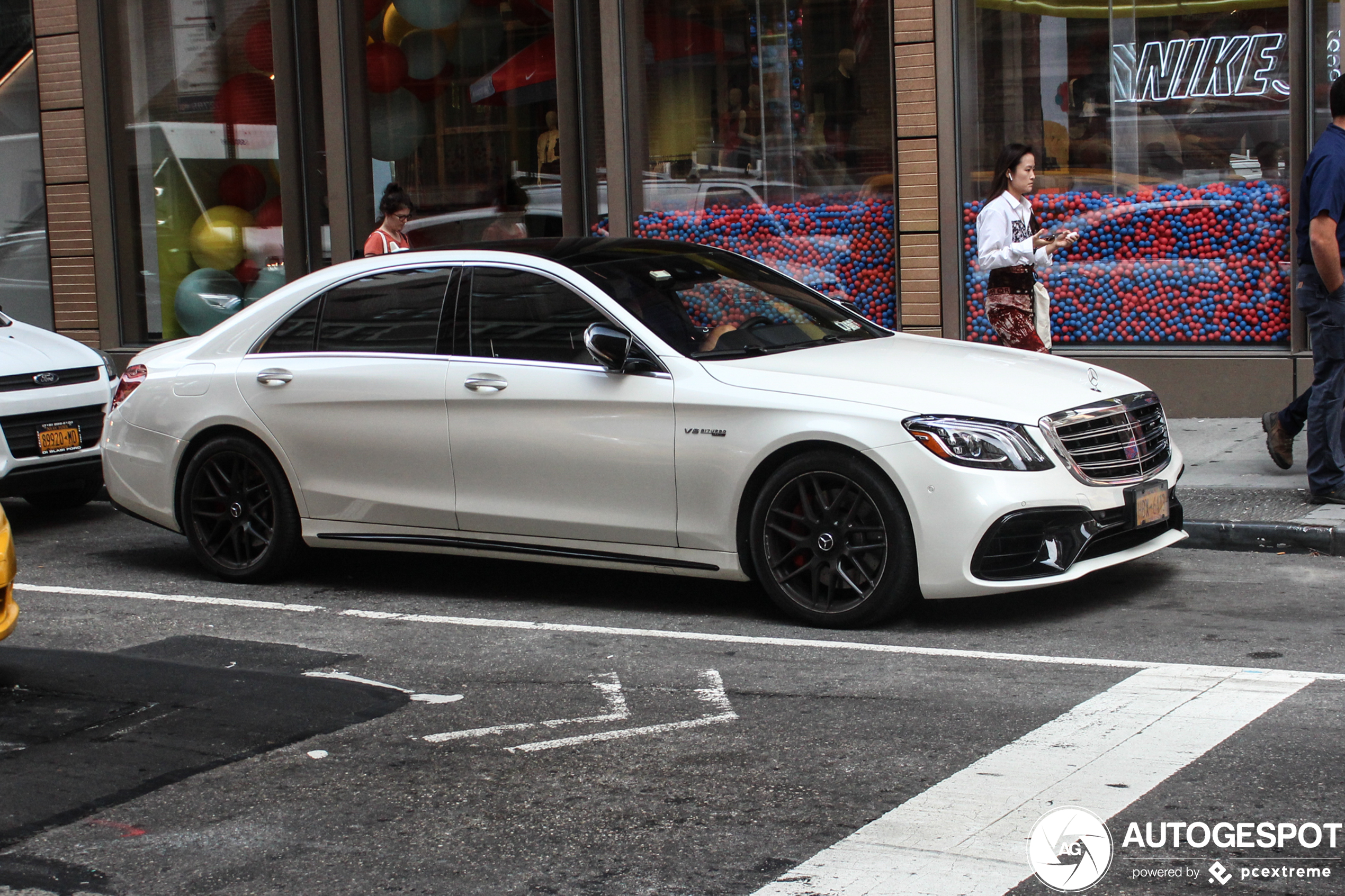 Mercedes-AMG S 63 V222 2017