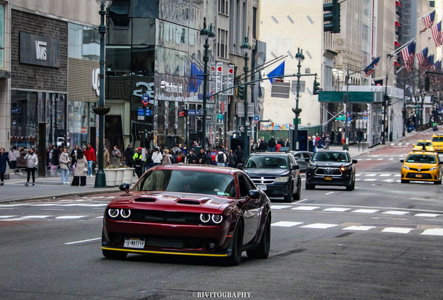 Dodge Challenger SRT Hellcat Widebody