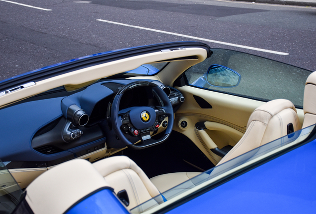 Ferrari F8 Spider