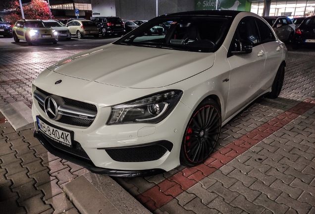 Mercedes-Benz CLA 45 AMG C117