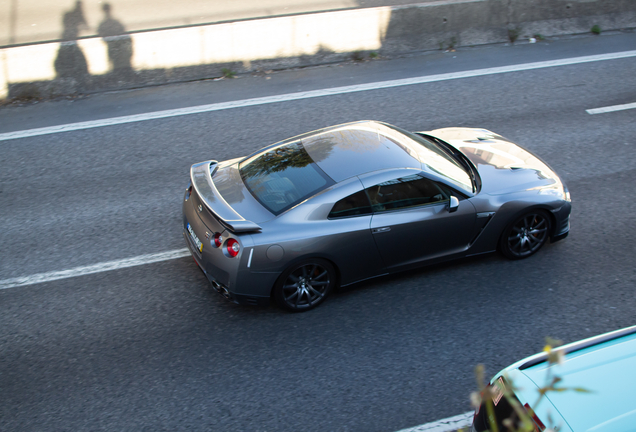 Nissan GT-R 2013