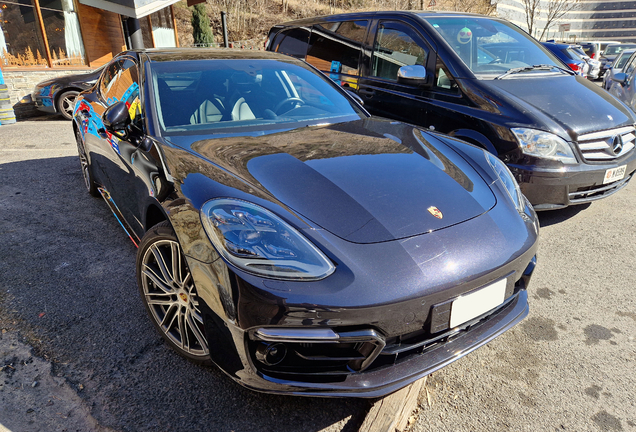 Porsche 971 Panamera Turbo