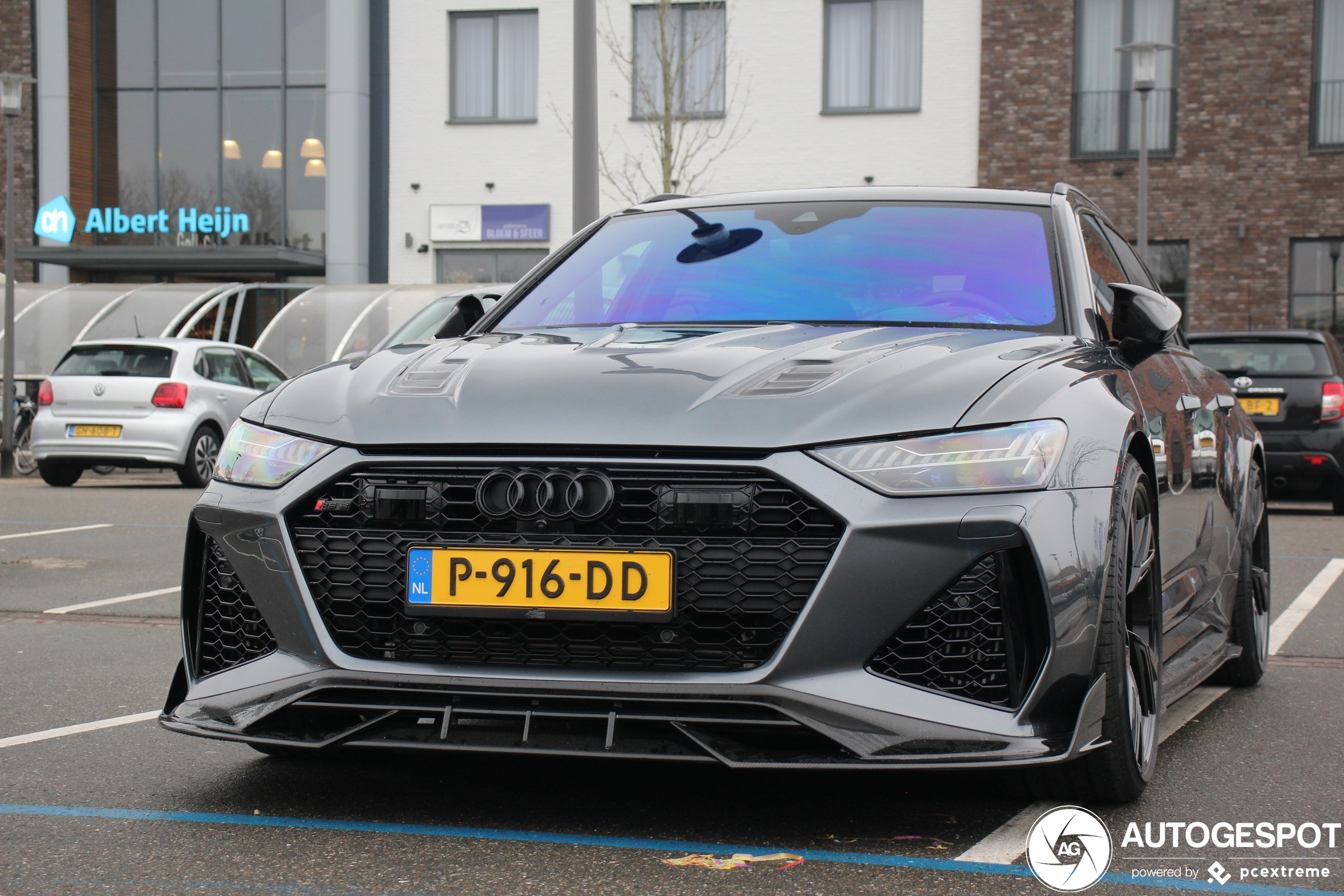 Audi RS6 Avant C8 Urban