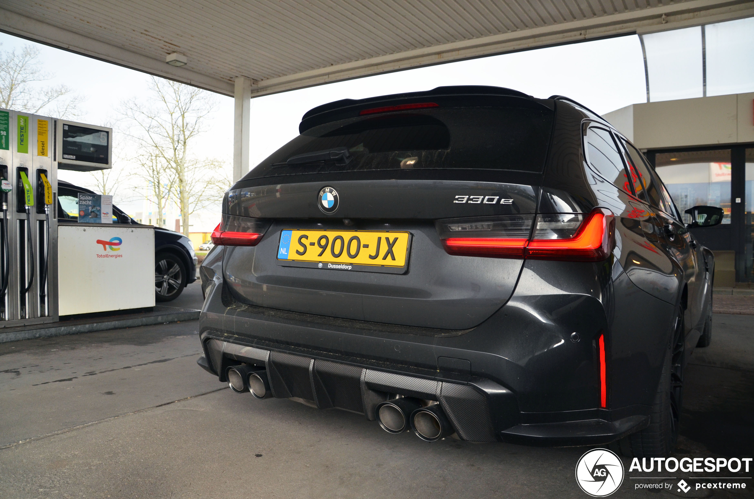 BMW 330e Touring fopt ons niet