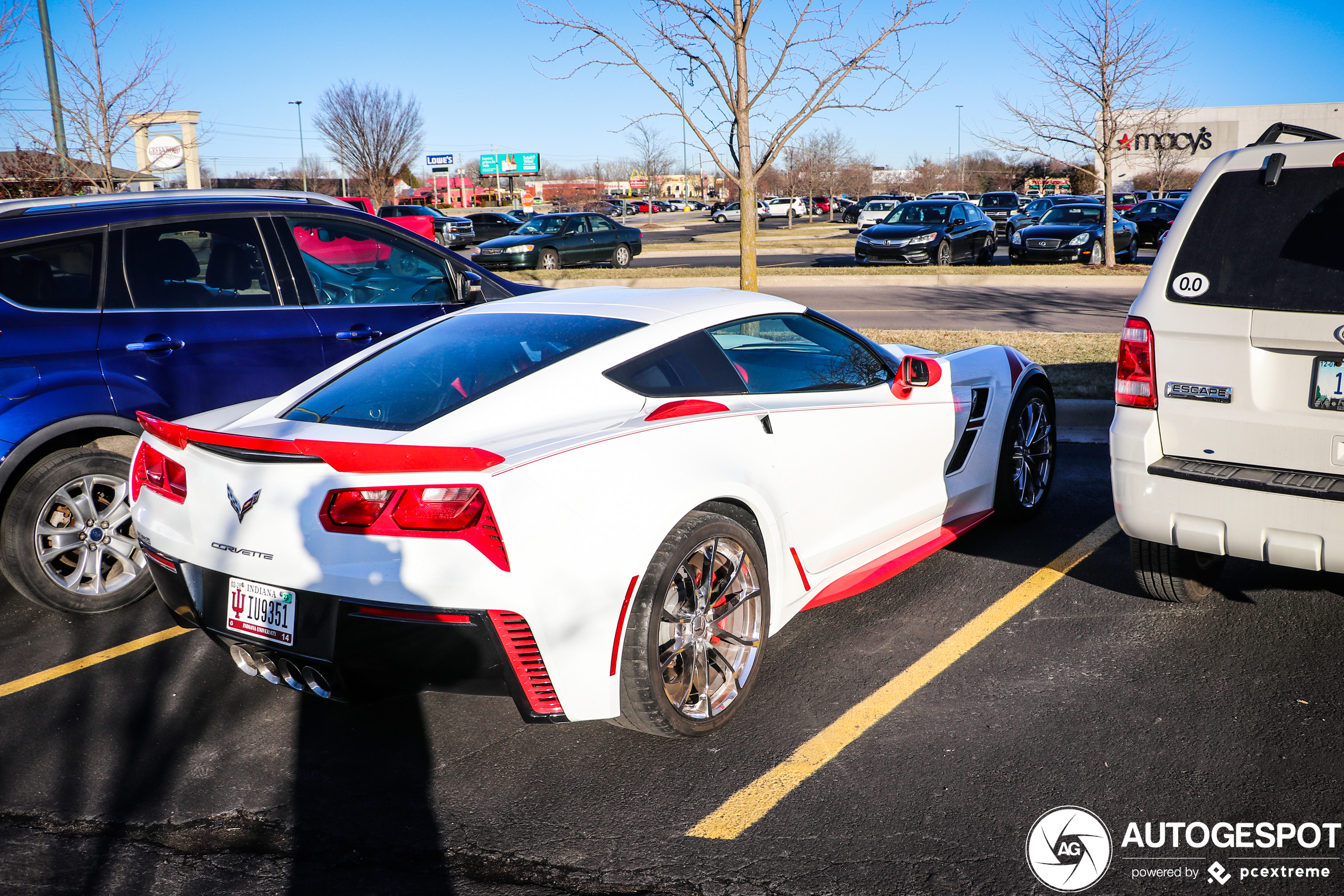 Amerikaanse Corvette doet pijn aan de ogen