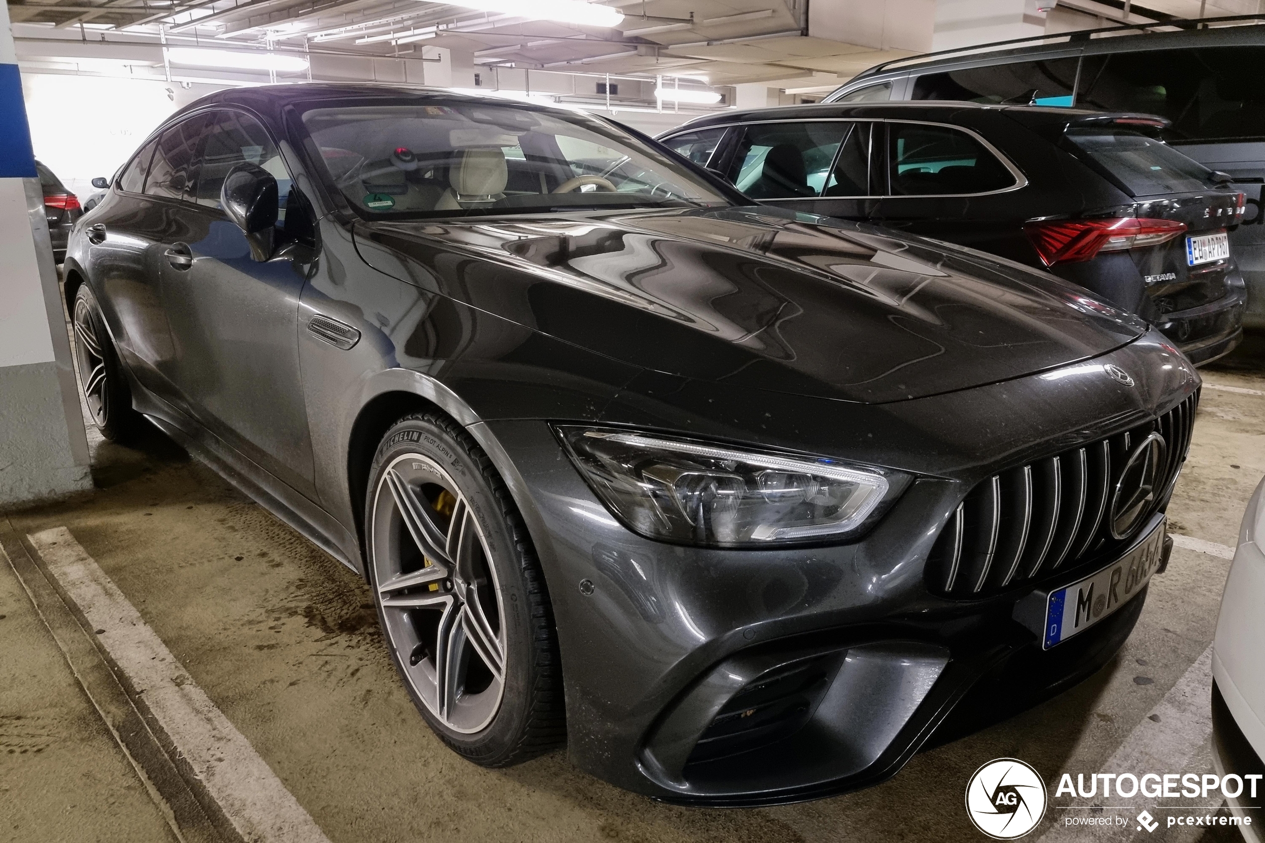 Mercedes-AMG GT 63 S X290