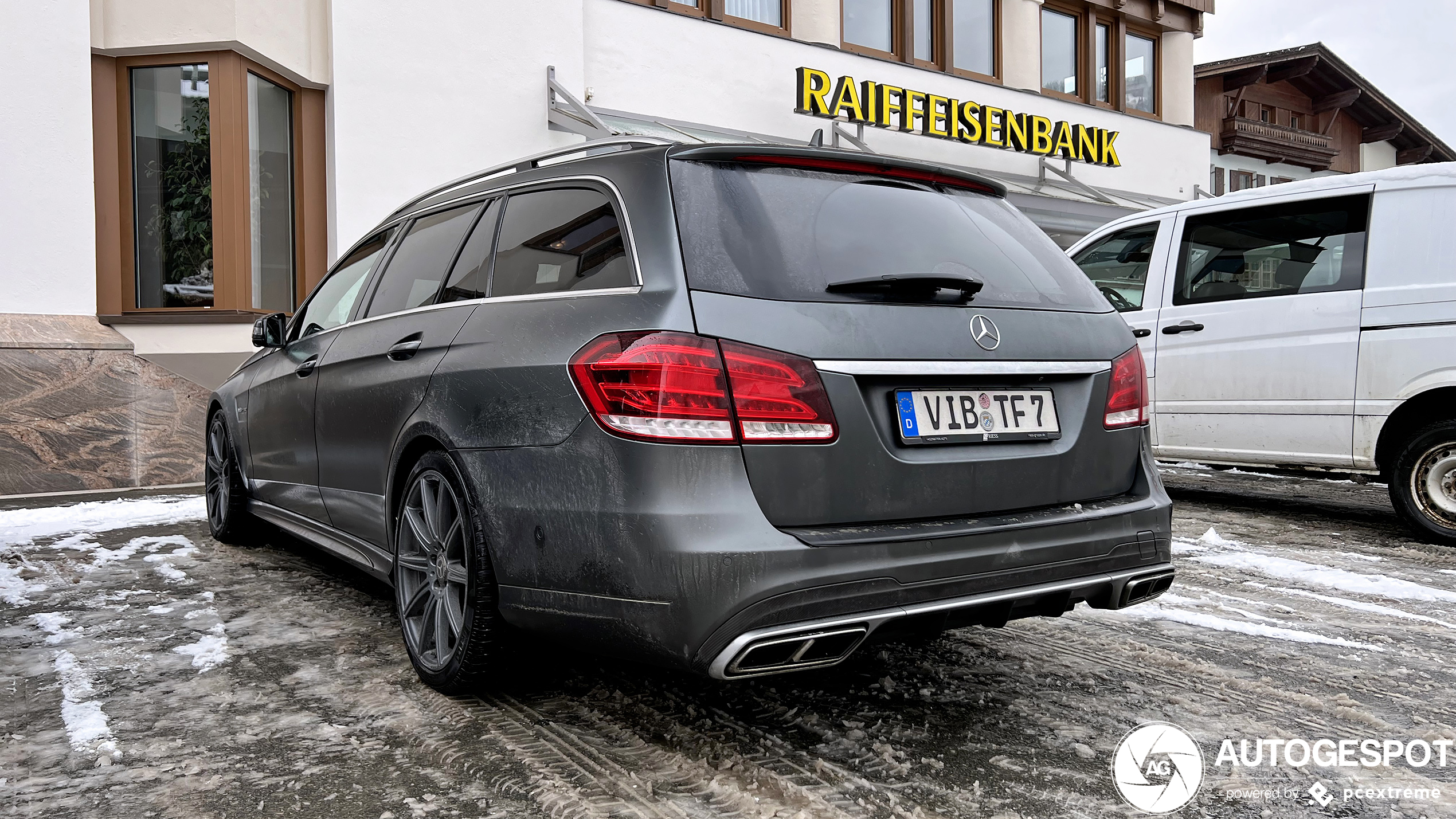 Mercedes-Benz E 63 AMG S Estate S212