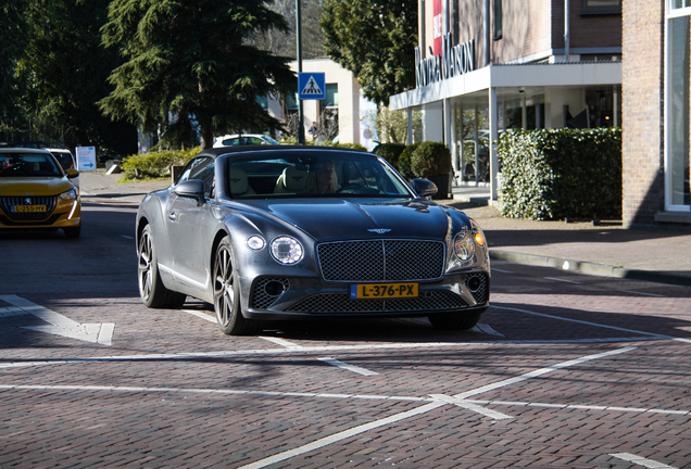 Bentley Continental GTC V8 2020