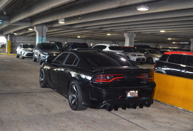 Dodge Charger SRT Hellcat