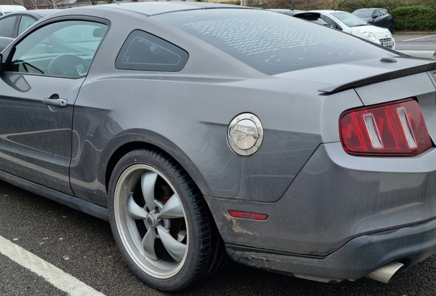 Ford Mustang GT 2011