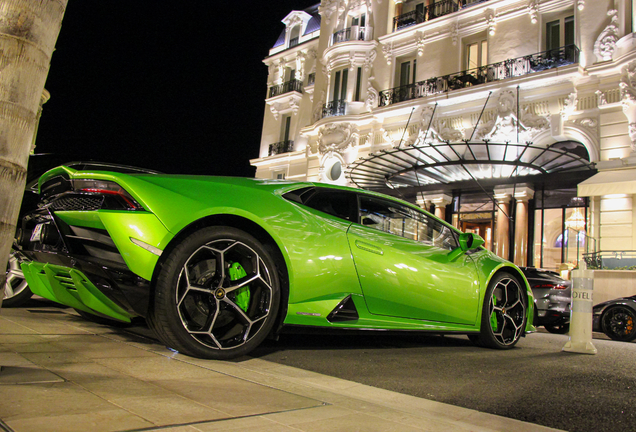 Lamborghini Huracán LP640-4 EVO