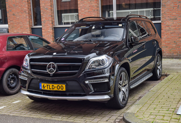 Mercedes-Benz GL 63 AMG X166