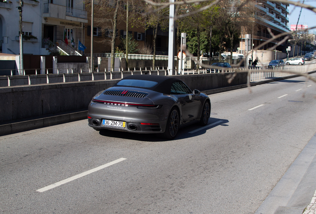 Porsche 992 Carrera 4S Cabriolet