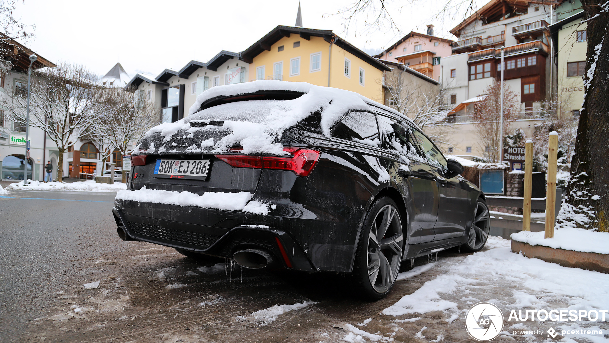 Audi RS6 Avant C8