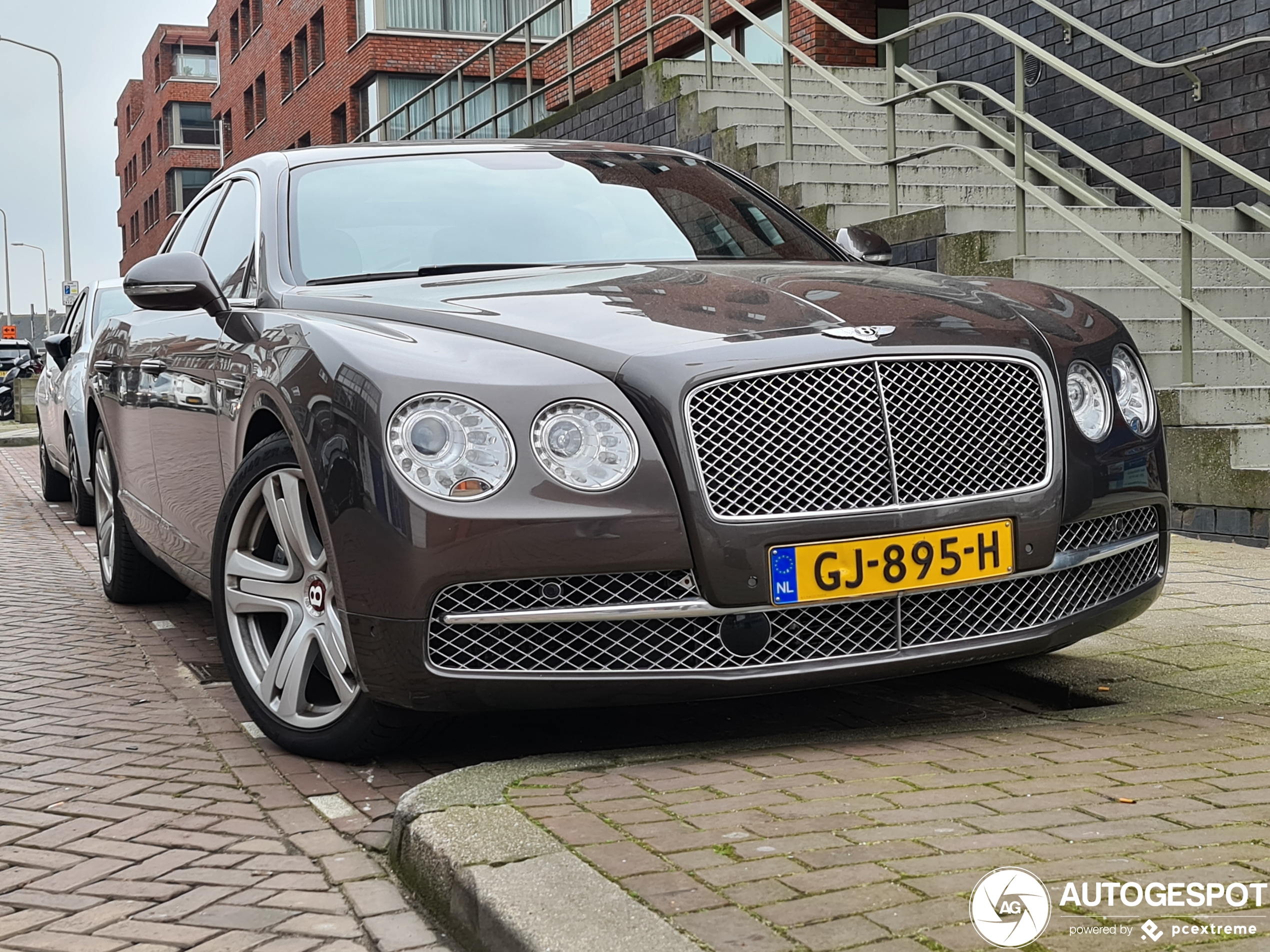 Bentley Flying Spur W12