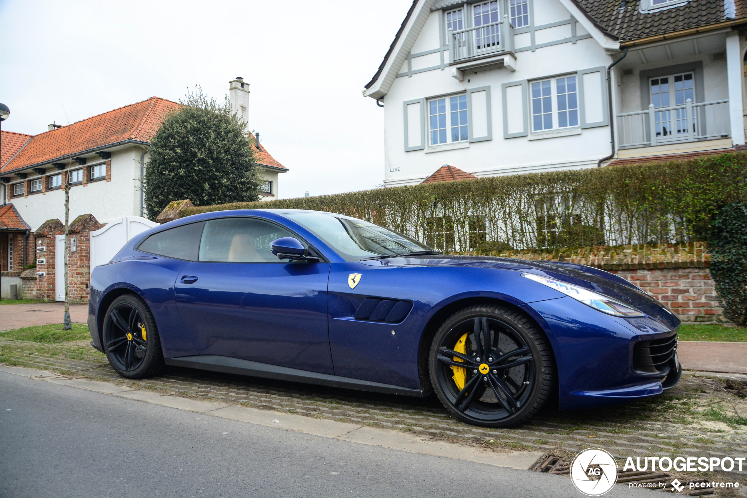 Ferrari GTC4Lusso