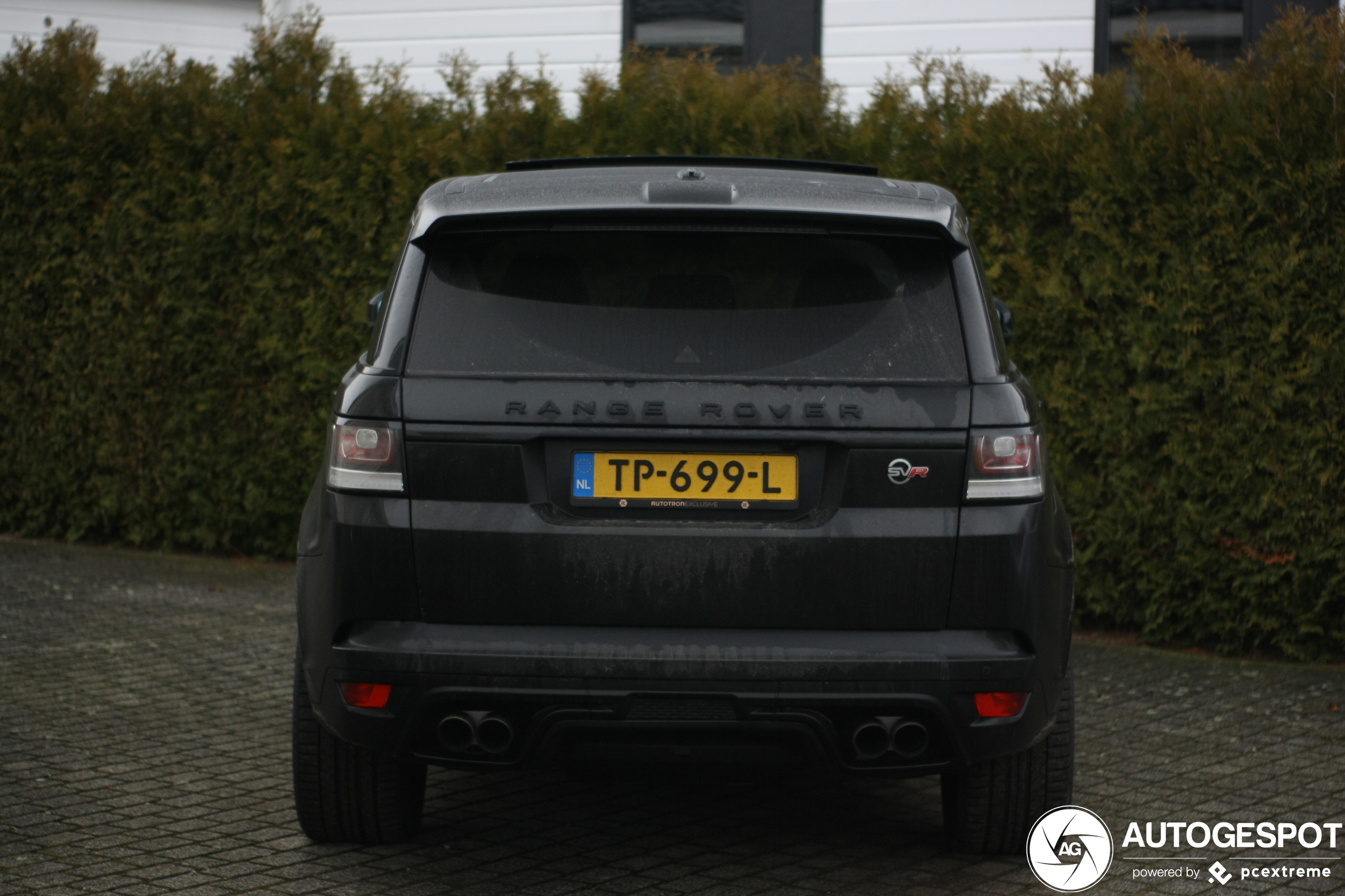 Land Rover Range Rover Sport SVR