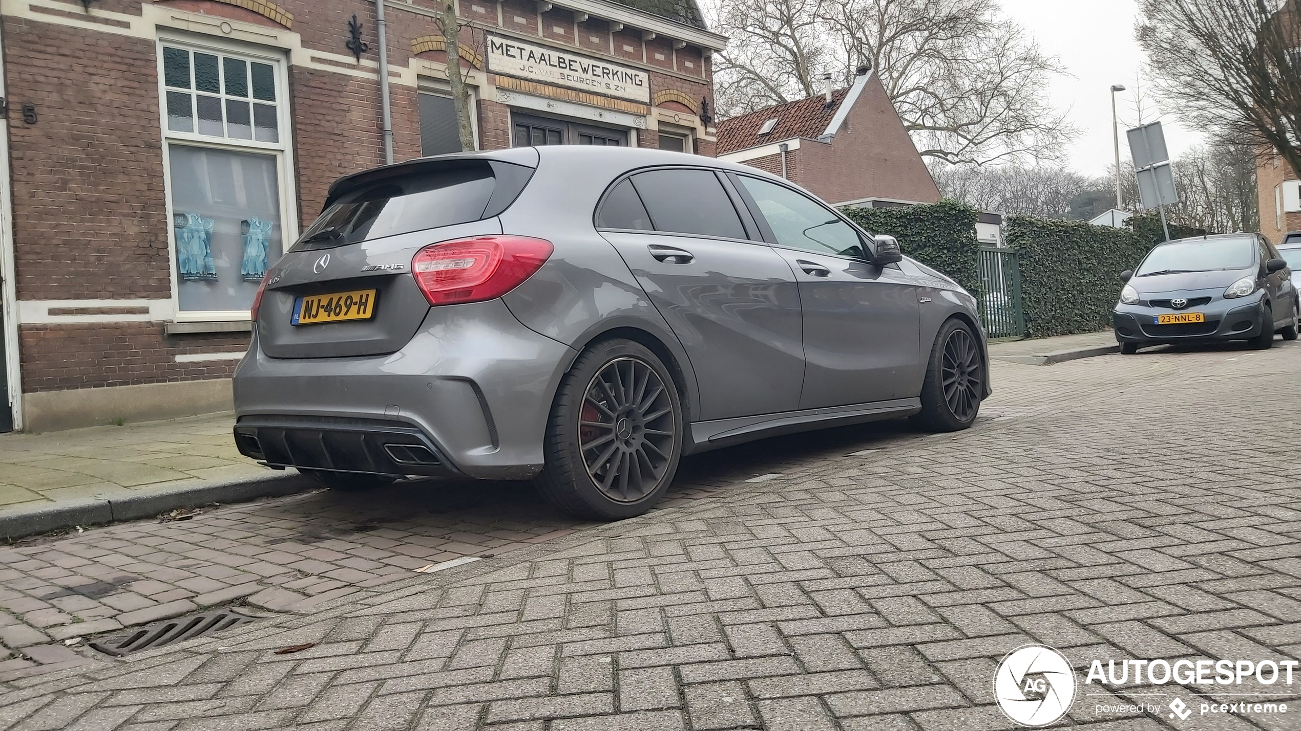 Mercedes-Benz A 45 AMG