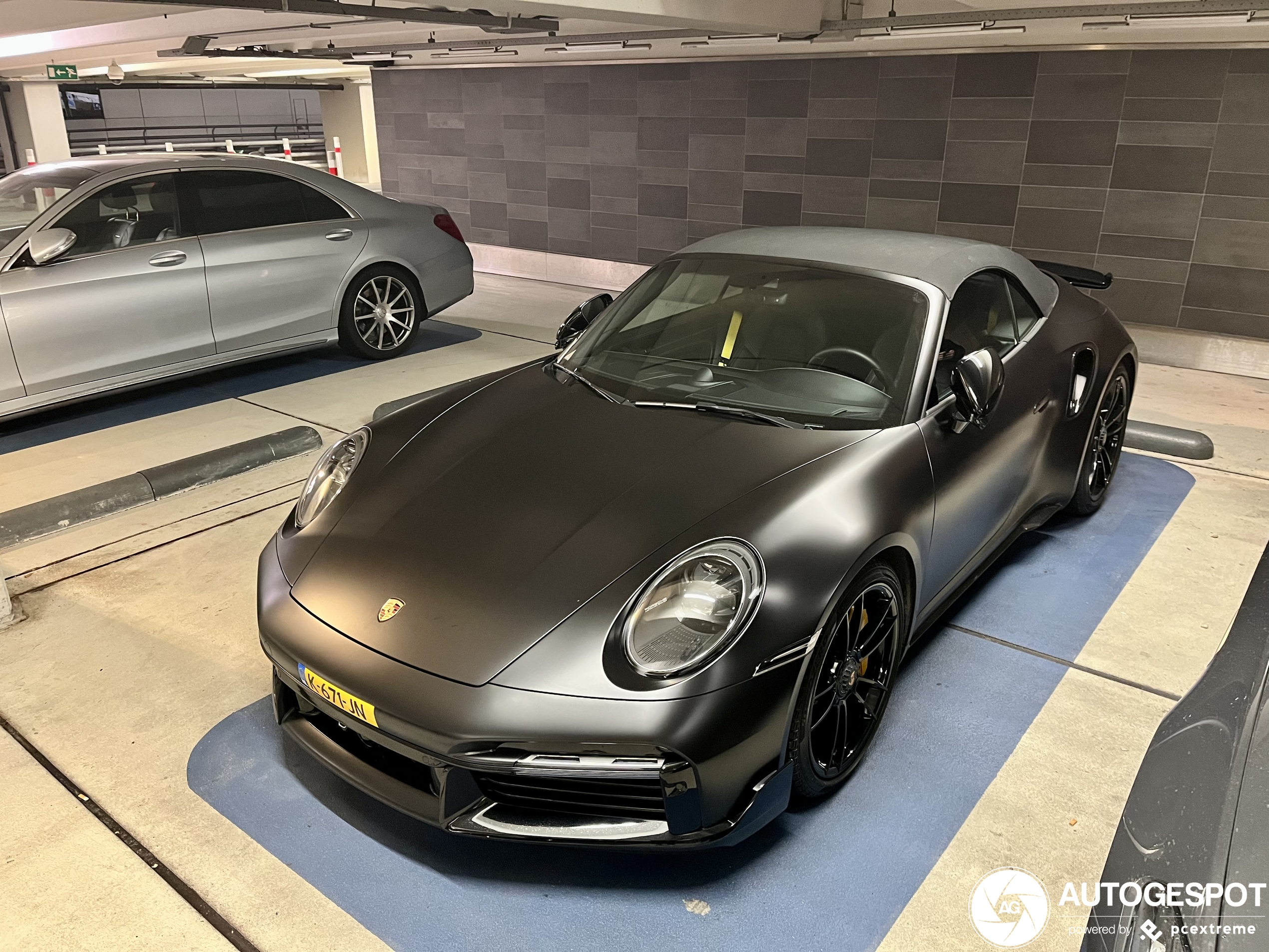 Porsche 992 Turbo S Cabriolet