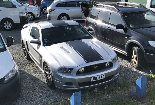 Ford Mustang GT 2013