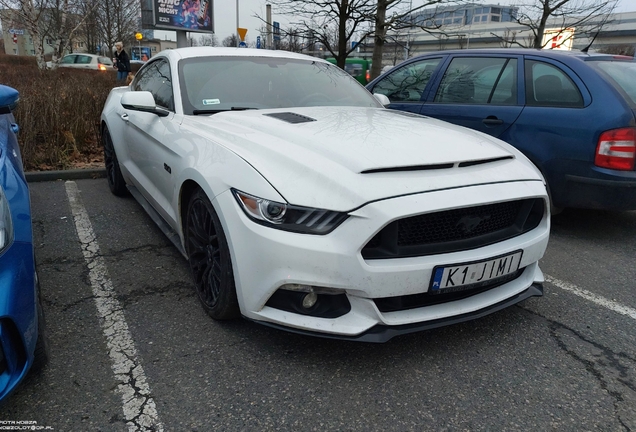 Ford Mustang GT 2015