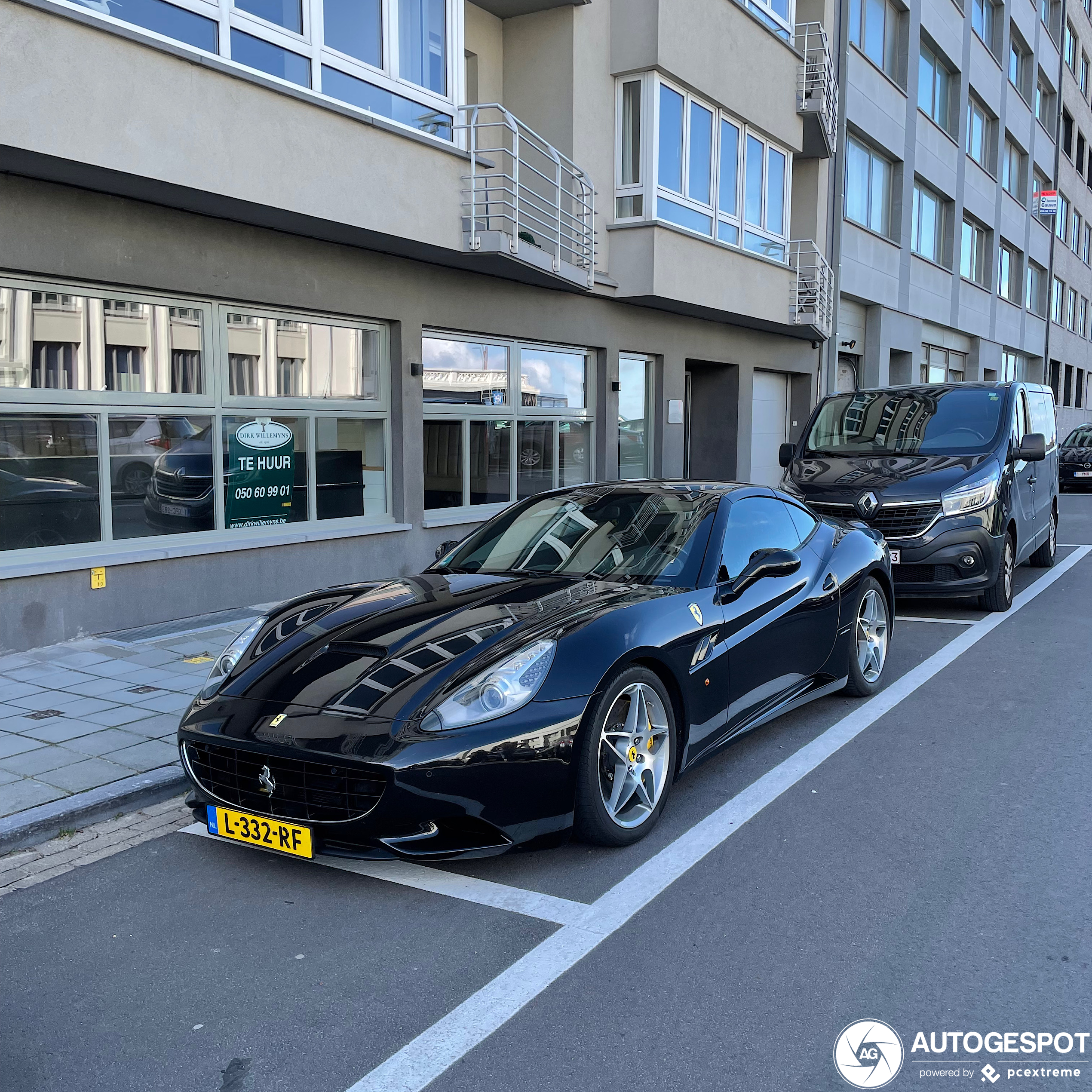 Ferrari California