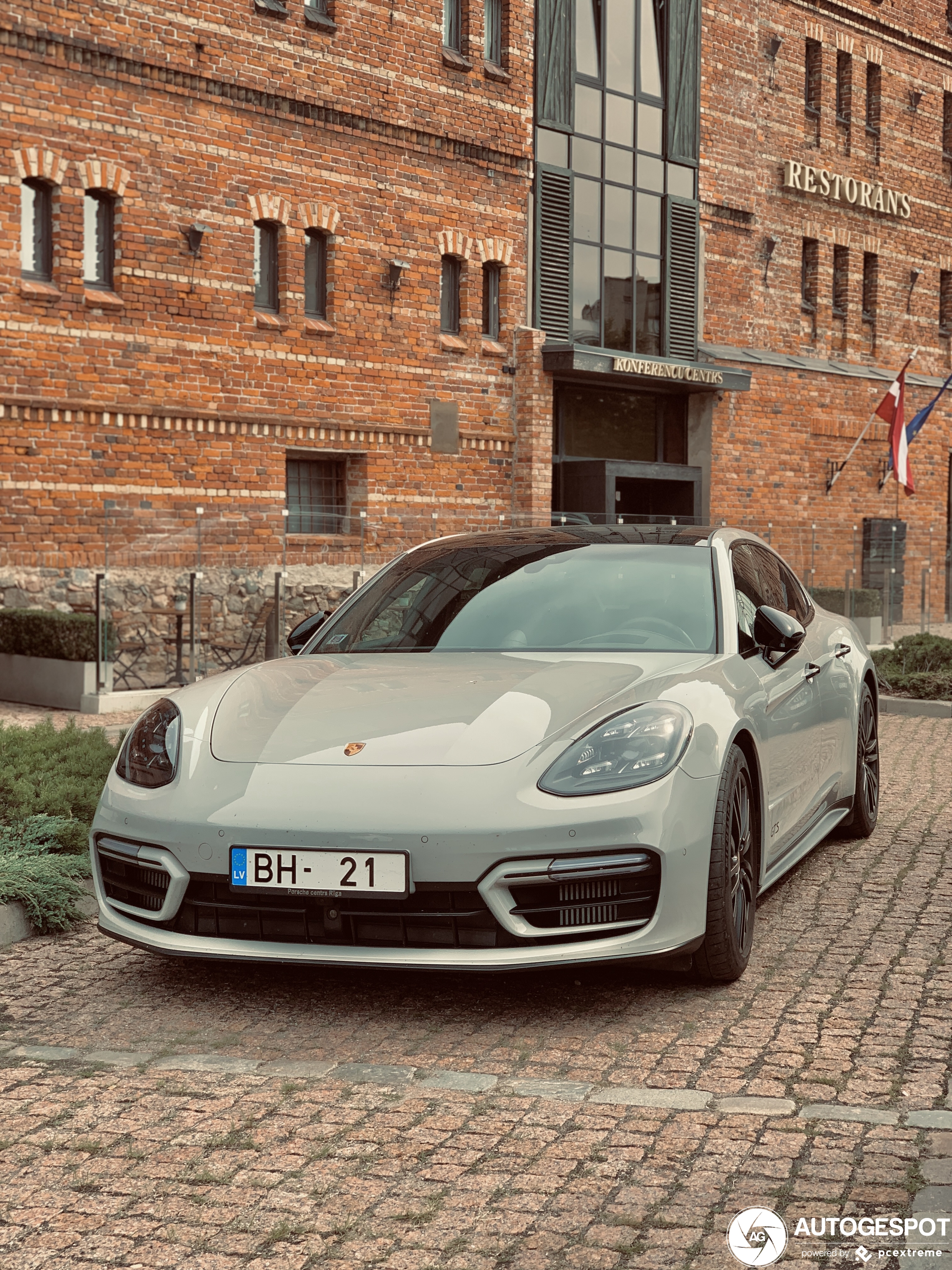 Porsche 971 Panamera GTS MkII