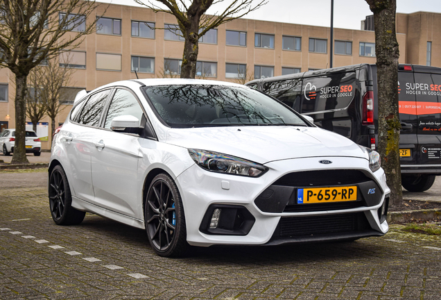 Ford Focus RS 2015