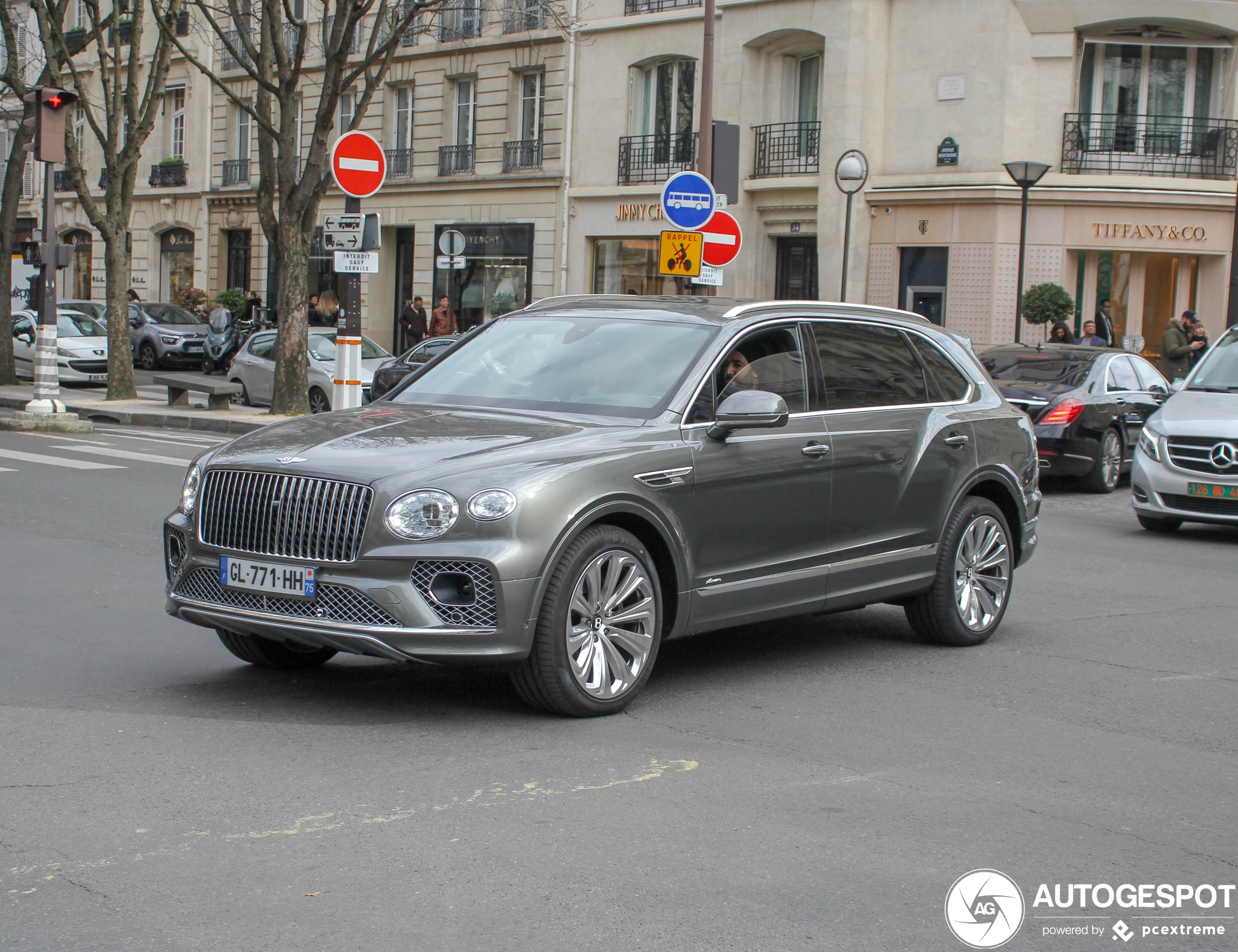 Bentley Bentayga Azure EWB First Edition