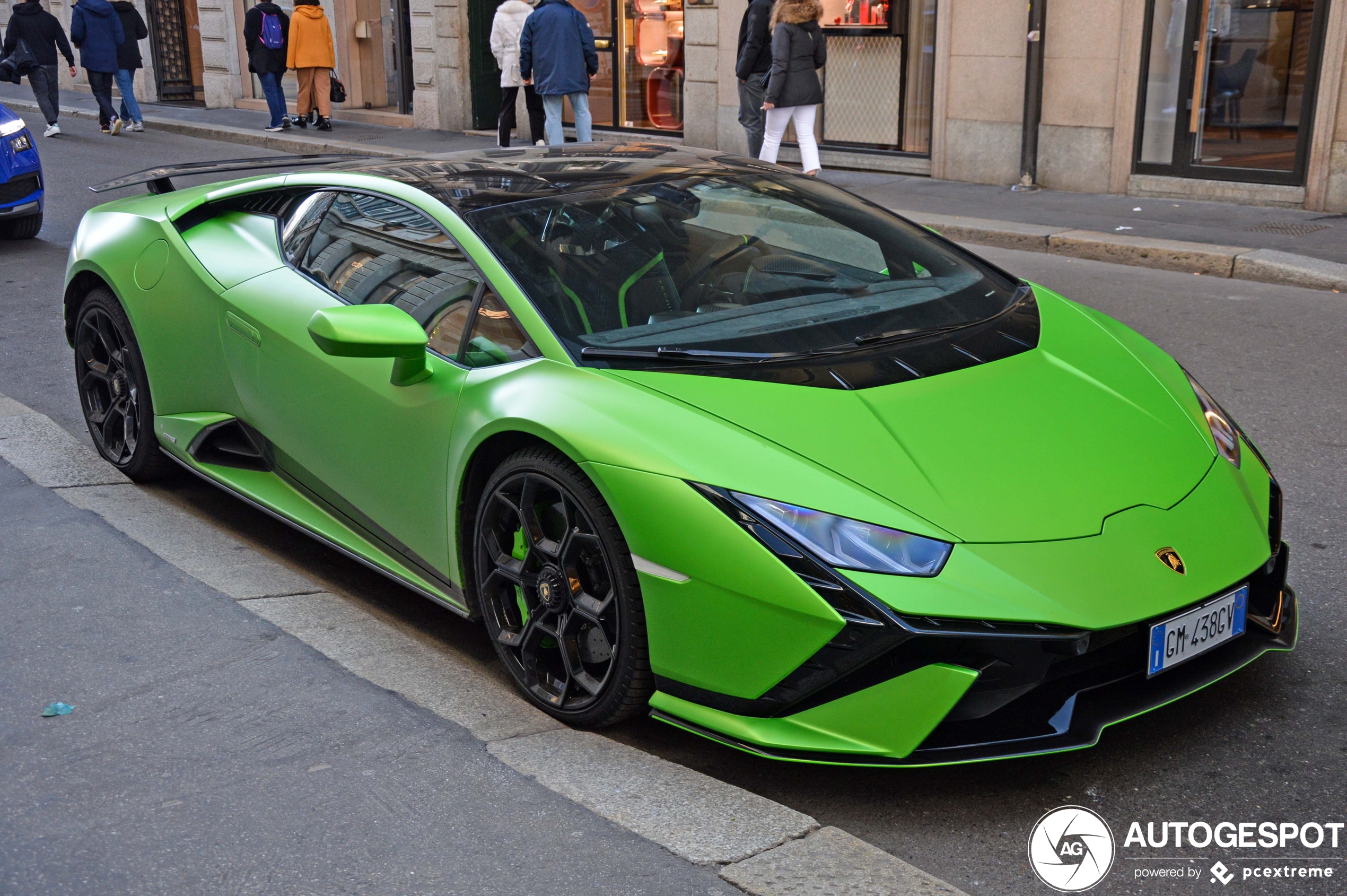 Eindelijk weer een Huracán Technica gespot