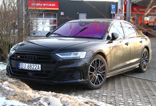 Audi S8 D5