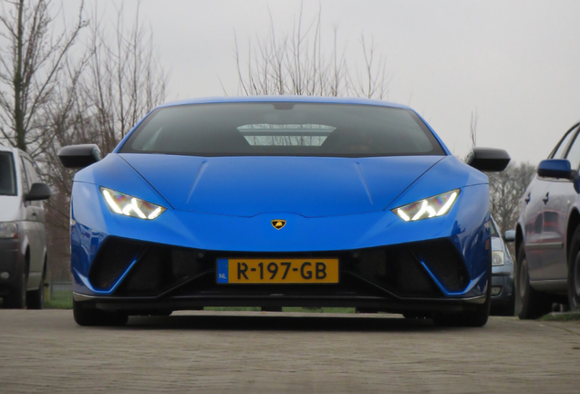 Lamborghini Huracán LP640-4 Performante