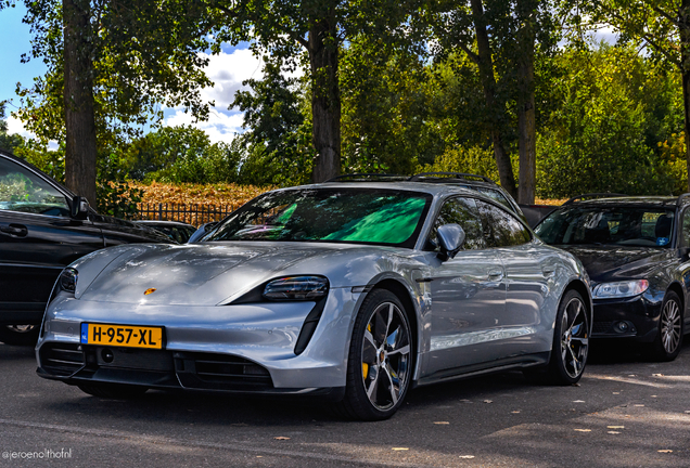 Porsche Taycan Turbo S