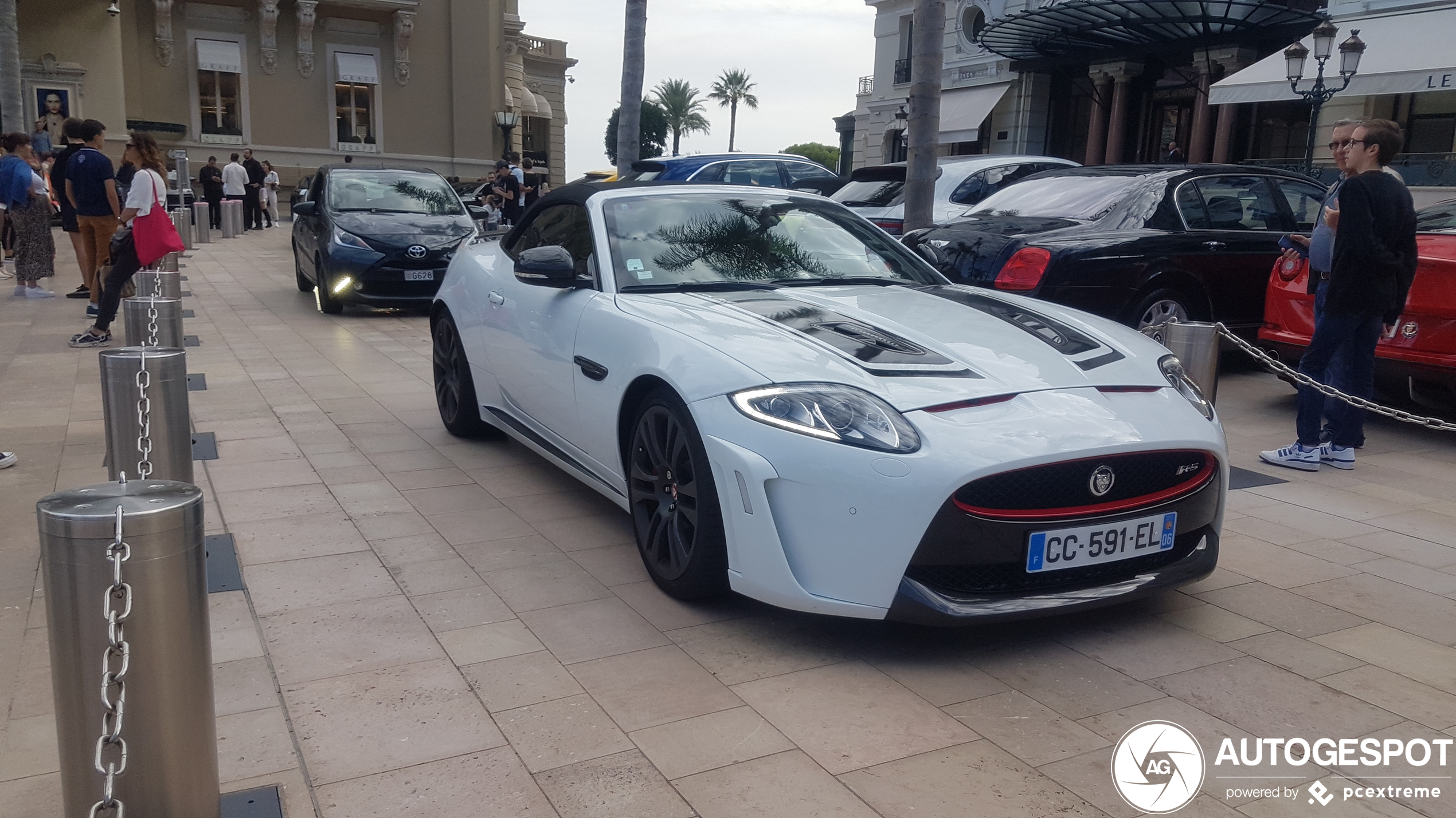 Jaguar XKR-S Convertible 2012